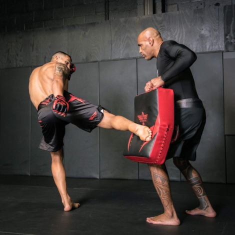What should be your traditional kickboxing workout routine?